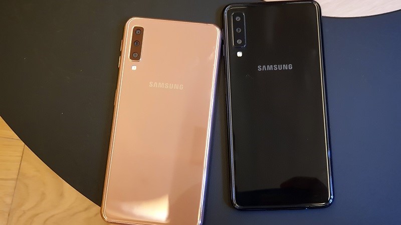 Galaxy A50 sẽ có màn hình Infinity-V, 3 camera mặt sau