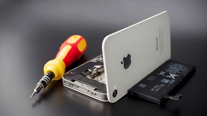 Apple sẽ tự sản xuất pin cho các thiết bị của mình để khỏi lệ thuộc ai Apple sẽ tự sản xuất pin cho các thiết bị của mình để khỏi lệ thuộc ai