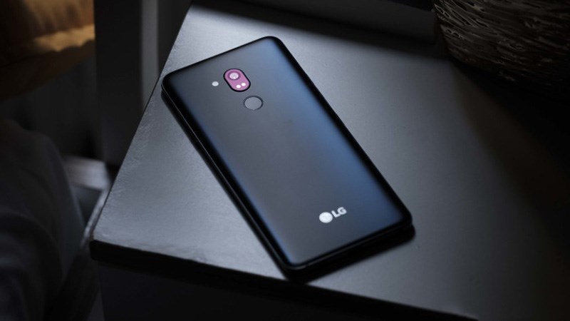 LG G8