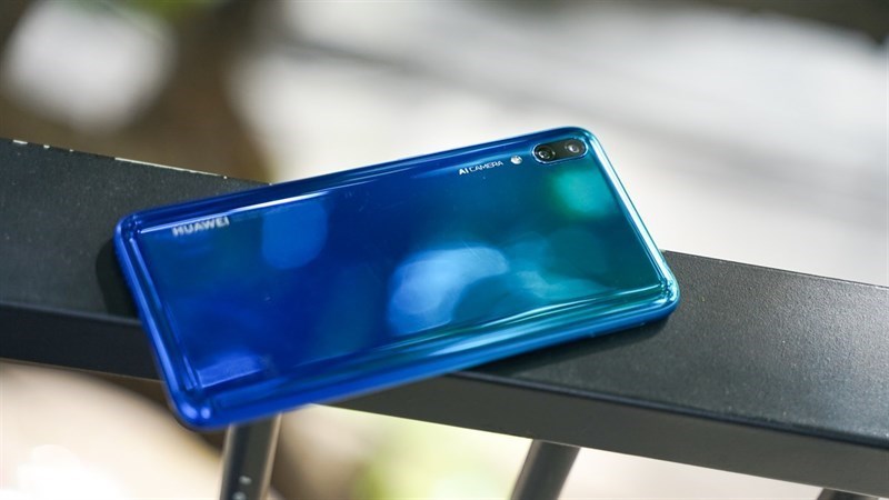 ហេតុផល 5 ដែលអ្នកគួរទិញ Huawei Y7 Pro (2019) ភ្លាម ហេតុផល 5 ដែលអ្នកគួរទិញ Huawei Y7 Pro (2019) ភ្លាម