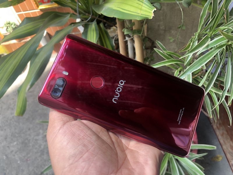 Nubia Z18