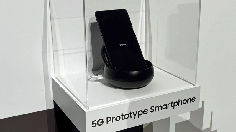nguyen-mau-smartphone-5g-cua-samsung nguyen-mau-smartphone-5g-cua-samsung
