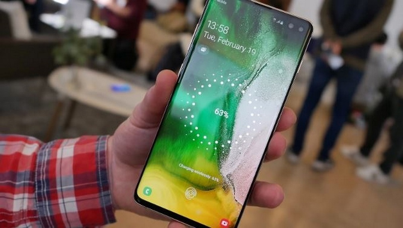 Samsung Galaxy S10 5G ra mắt: Màn hình 6.7 inch, 6 camera