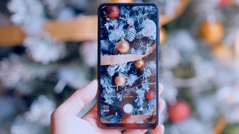 Vivo U1 នឹងចេញលក់នៅថ្ងៃស្អែកហើយនេះគឺជារូបភាព កម្លាំងម៉ាស៊ីន និងតំលៃលក់ Vivo U1 នឹងចេញលក់នៅថ្ងៃស្អែកហើយនេះគឺជារូបភាព កម្លាំងម៉ាស៊ីន និងតំលៃលក់