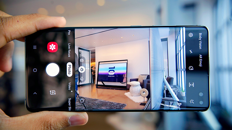 trên tay, đánh giá Galaxy S10 và Galaxy S10+