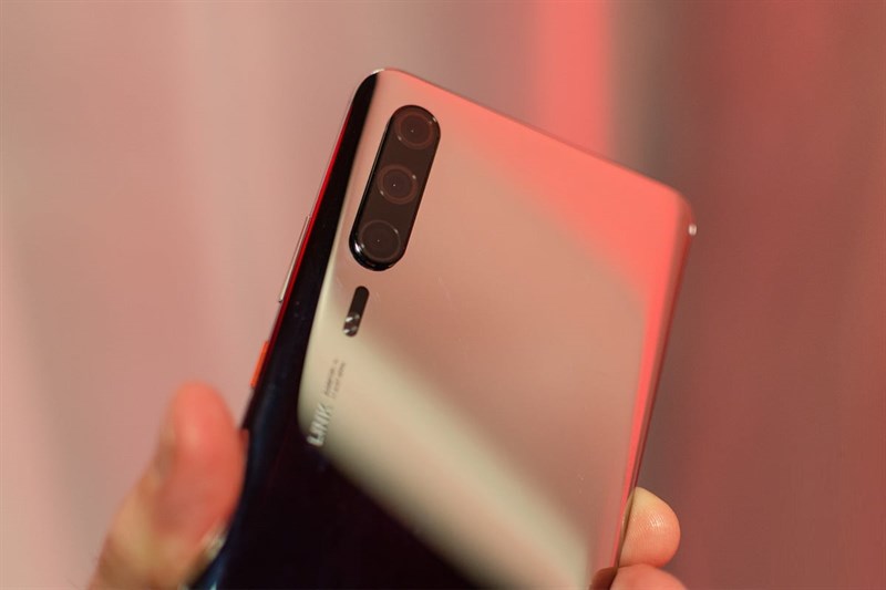 Trên tay Huawei P30 Pro