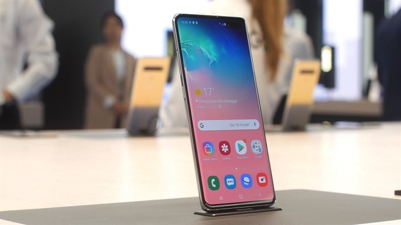 Samsung: Bạn chưa biết lựa chọn thương hiệu điện thoại nào để sử dụng? Hãy tìm đến Samsung - thương hiệu uy tín, chất lượng và tiên tiến nhất trong thế giới smartphone hiện nay. Với những sản phẩm đa dạng và tính năng tiên tiến, Samsung sẽ là sự lựa chọn không thể bỏ qua cho bạn.