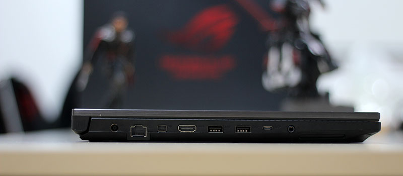 Trên tay nhanh ASUS ROG SCAR II phiên bản RTX 2060