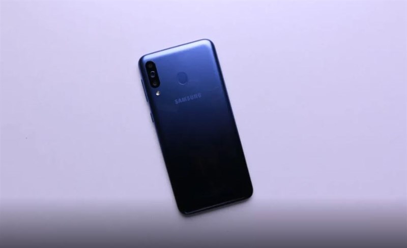 Mở hộp Samsung Galaxy M30 và những ấn tượng đầu tiên