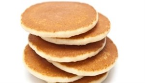 Bánh pancake: Cách làm bánh pancake không cần bột nở, lò nướng