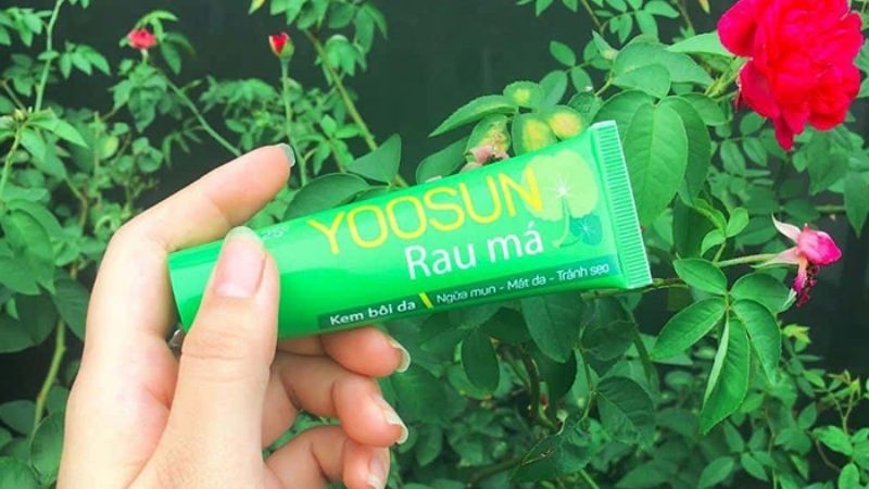 Trị cháy nắng bàng Yoosun rau má