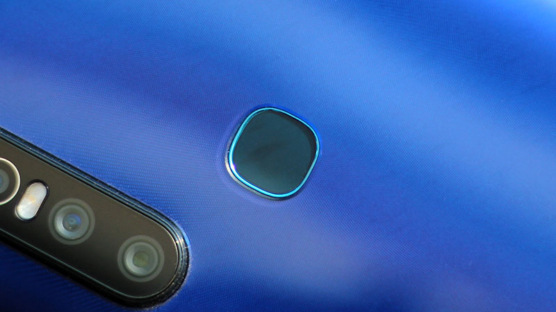 Trên tay nhanh Vivo V15