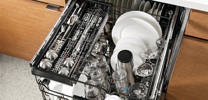 Cách sắp xếp chén dĩa trong máy rửa chén