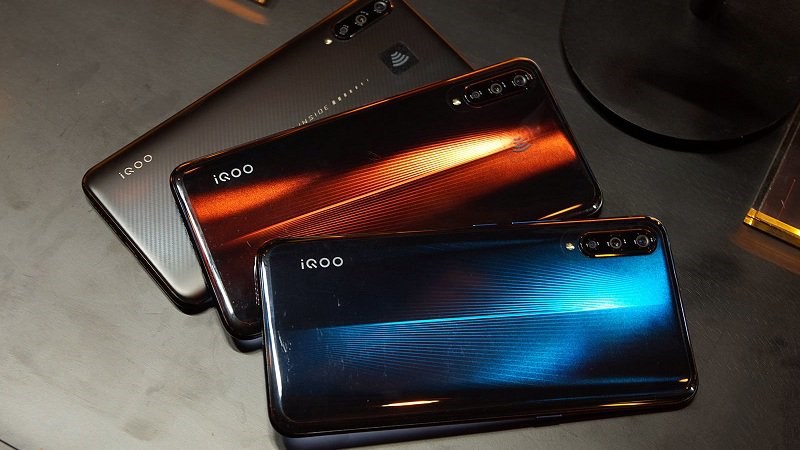 Vivo IQOO phiên bản RAM 12 GB và bộ nhớ trong 128 GB lên kệ