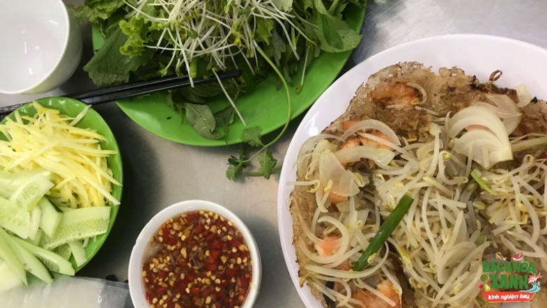 Bánh xèo tôm nhảy