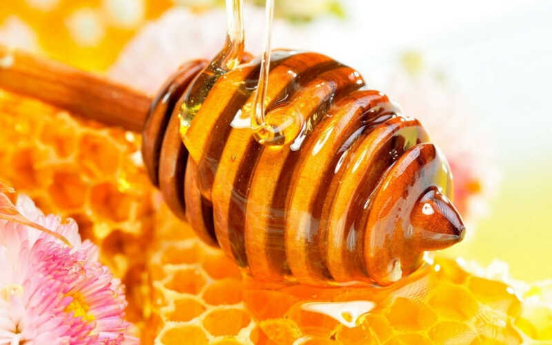 Mật ong ‘thần dược’ chữa da bị cháy nắng