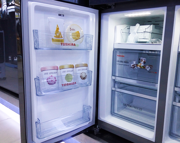 Thiết kế bên trong - Ngăn đông Đánh giá tổng quan tủ lạnh Toshiba Inverter 622 lít GR-RF646WE-PGV > Thiết kế bên trong - Ngăn đông