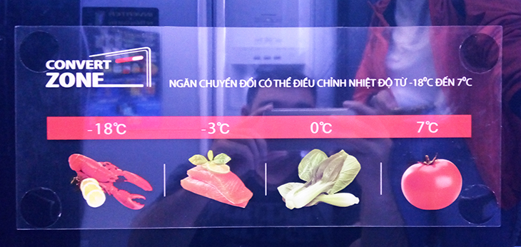 Thiết kế bên trong - Ngăn Convert Zone Đánh giá tổng quan tủ lạnh Toshiba Inverter 622 lít GR-RF646WE-PGV > Thiết kế bên trong - Ngăn Convert Zone