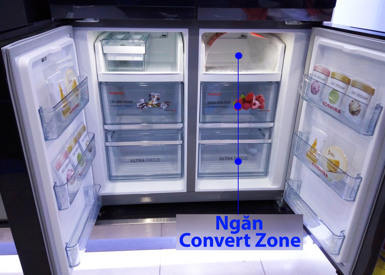 Thiết kế bên trong - Ngăn Convert Zone Đánh giá tổng quan tủ lạnh Toshiba Inverter 622 lít GR-RF646WE-PGV > Thiết kế bên trong - Ngăn Convert Zone