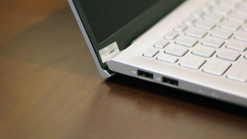 Đánh giá Asus Vivobook 15