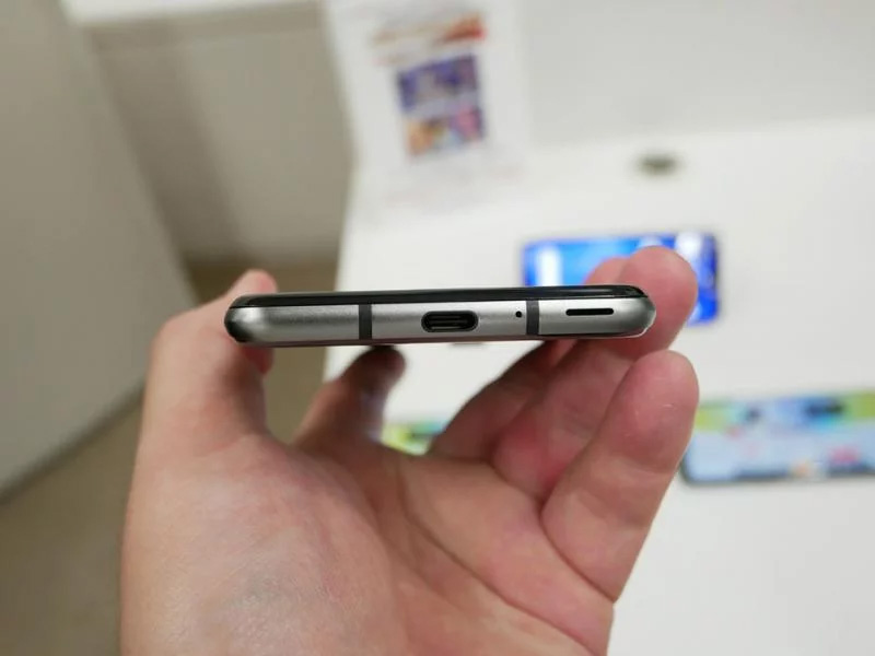 canh dưới cạnh dưới