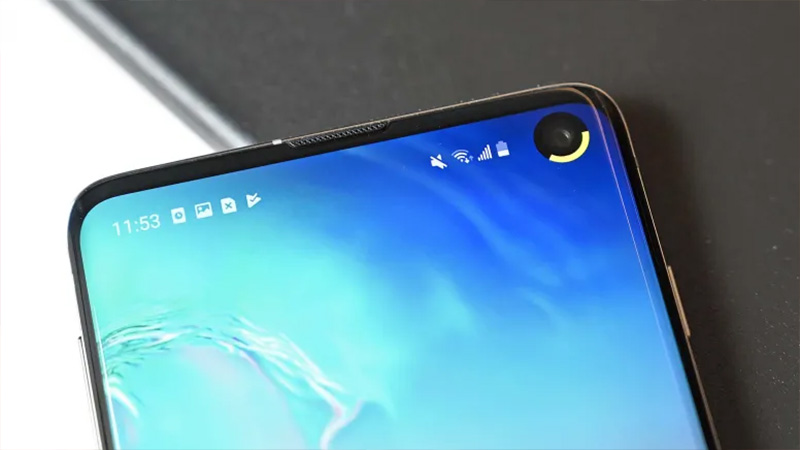 So sánh ZenFone 6 và Galaxy S10: Màn hình nốt ruồi hay camera lật? - ảnh 3 So sánh ZenFone 6 và Galaxy S10: Màn hình nốt ruồi hay camera lật? - ảnh 3