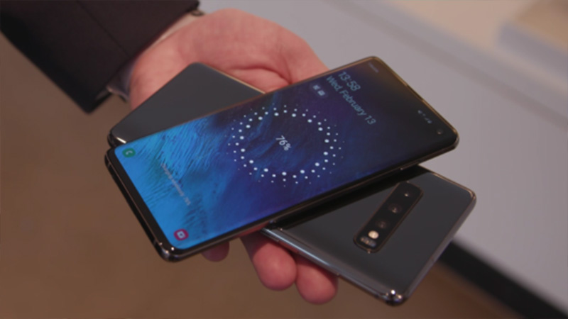 So sánh ZenFone 6 và Galaxy S10: Màn hình nốt ruồi hay camera lật? - ảnh 15 So sánh ZenFone 6 và Galaxy S10: Màn hình nốt ruồi hay camera lật? - ảnh 15