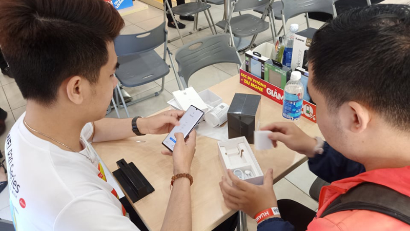 Thế Giới Di Động mở bán Huawei P30 giá giảm sốc + nhiều quà ngon