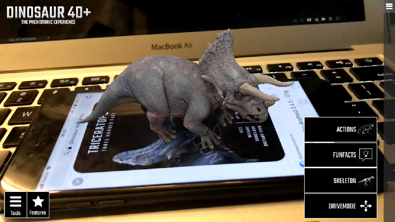 Không chỉ có động vật, với bộ ứng dụng 4D bạn còn có thể cho trẻ khám phá cả thế giới