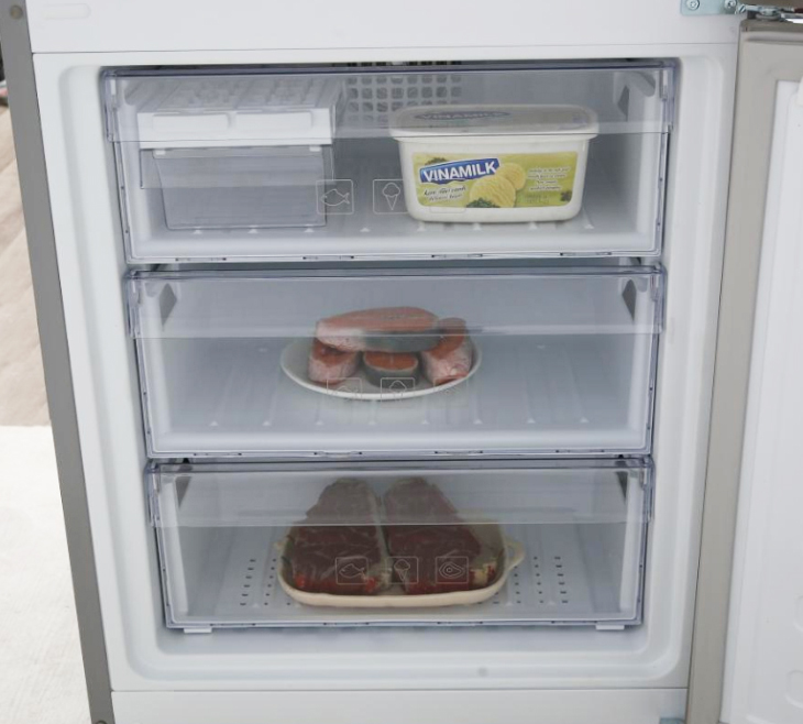 Ngăn đá - Tủ lạnh Beko Inverter 323 lít RCNT340I50VZX Đánh giá tổng quan Tủ lạnh Beko Inverter 323 lít RCNT340I50VZX > Ngăn đá - Tủ lạnh Beko Inverter 323 lít RCNT340I50VZX