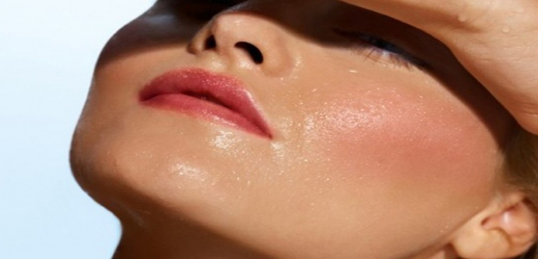 7 nguyên nhân khiến da mặt bị nhờn và cách chăm sóc đúng cách