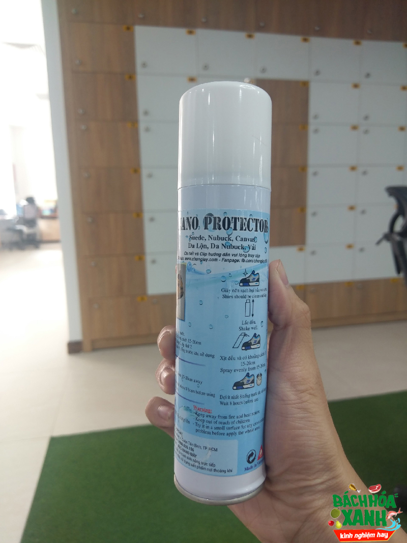 Giày sẽ chẳng bao giờ ướt khi đi mưa với bình xịt nano này Giày sẽ chẳng bao giờ ướt khi đi mưa với bình xịt nano này
