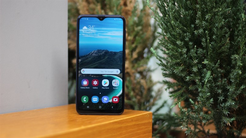 Màn hình Infinity-V của Galaxy A10 có độ phân giải HD+