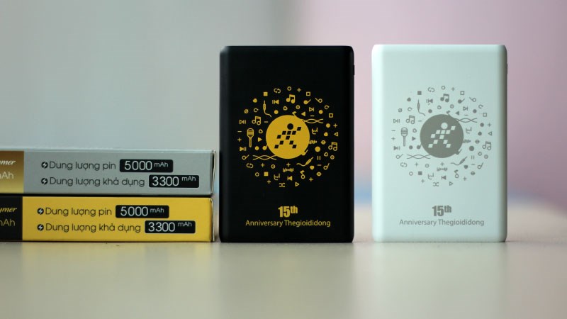 Đánh giá bộ pin sạc dự phòng kỷ niệm 15 năm Thế Giới Di Động Đánh giá bộ pin sạc dự phòng kỷ niệm 15 năm Thế Giới Di Động