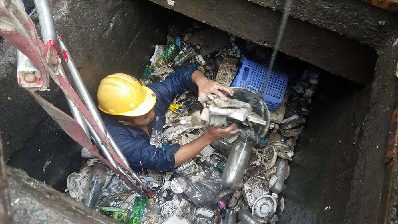 Chính thói quen này của người Việt làm tình trạng ngập nước nặng hơn Chính thói quen này của người Việt làm tình trạng ngập nước nặng hơn