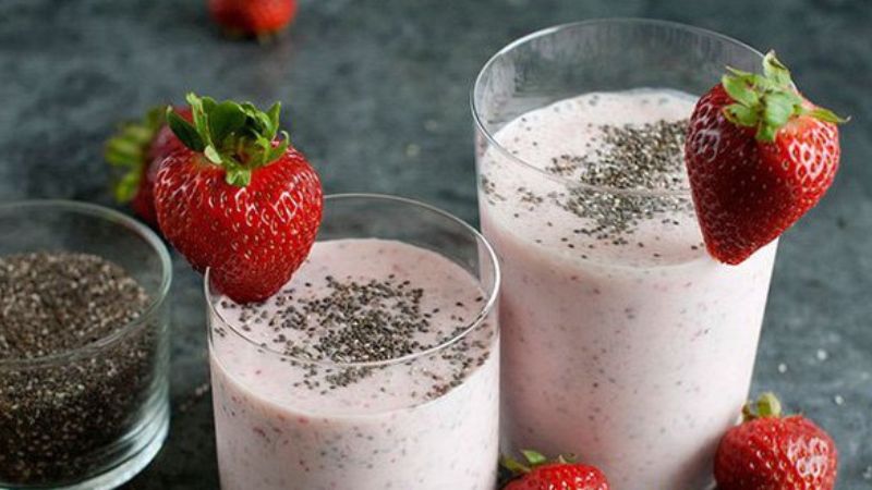 Sữa chua với hạt chia