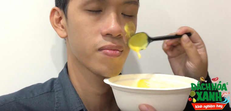 Trải nghiệm đắp mặt nạ nghệ tây, sáng da, căng mịn đúng chất tiền nào của đó