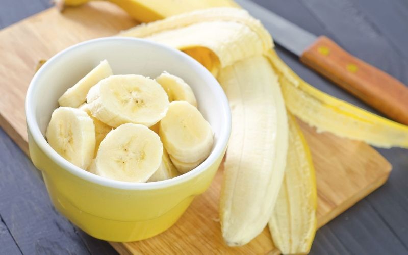 Treat acne with bananas