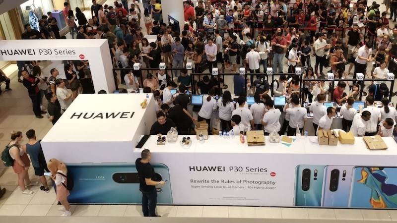 Huawei dự tính doanh số smartphone toàn cầu của mình sẽ giảm mạnh Huawei dự tính doanh số smartphone toàn cầu của mình sẽ giảm mạnh