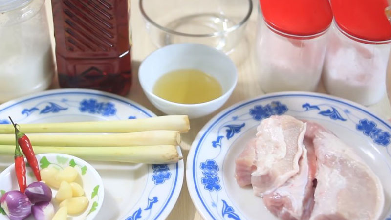 Nguyên liệu làm món thịt xào sả ớt Nguyên liệu làm món thịt xào sả ớt