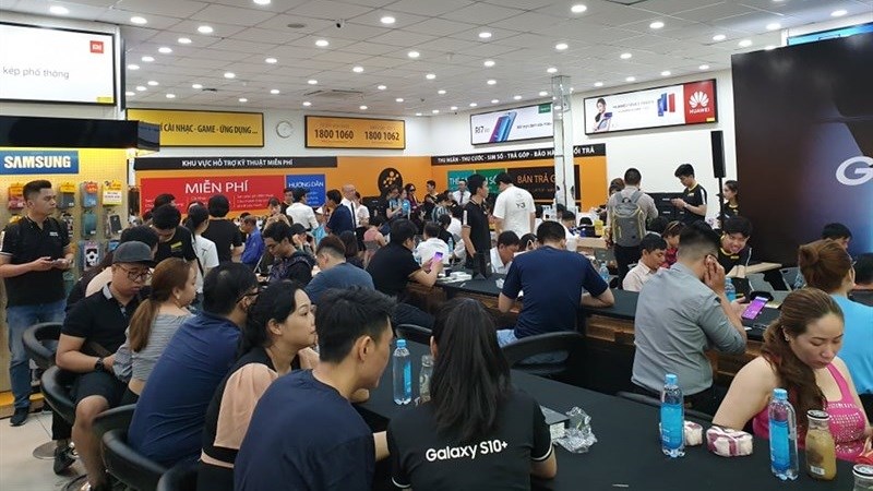Thị trường smartphone cao cấp sụt giảm, Apple không nằm ngoài suy thoái Thị trường smartphone cao cấp sụt giảm, Apple không nằm ngoài suy thoái