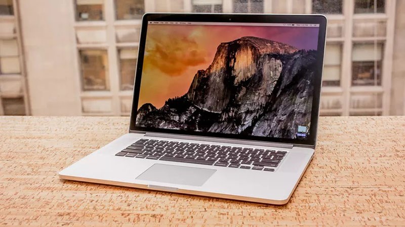 new 2015 apple macbook pro 15