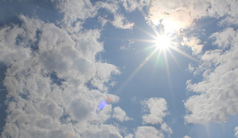 Tư vấn cách phòng chống tác hại tia UV từ Bác sĩ bệnh viện da liễu Trung ương