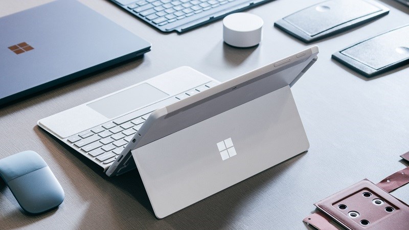 Máy tính Surface 2019 của Microsoft có thể không còn dùng chip Intel Máy tính Surface 2019 của Microsoft có thể không còn dùng chip Intel