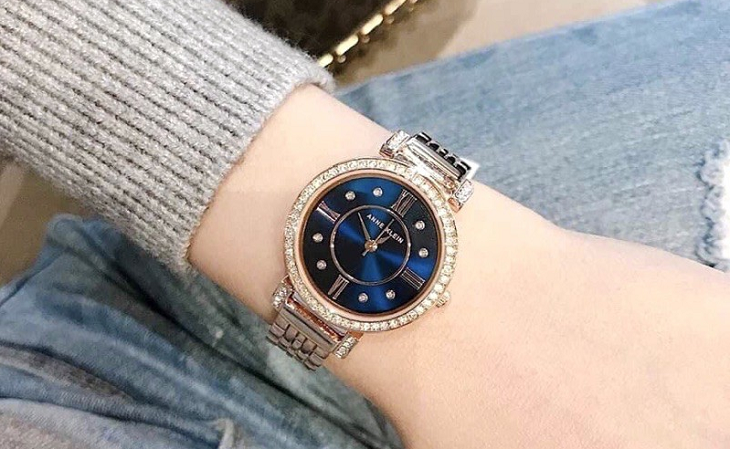 Phong cách thiết kế của đồng hồ Anne Klein