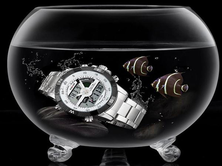 Đồng hồ Weide được thiết kế có thể kháng nước lên đến 30m