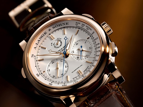 Đồng hồ Chronograph là gì? Cách sử dụng đồng hồ Chronograph