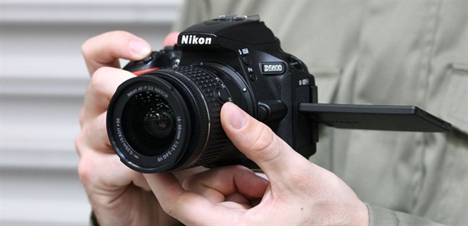 Máy ảnh DSLR là gì? Làm sao để nhận biết máy ảnh DSLR?