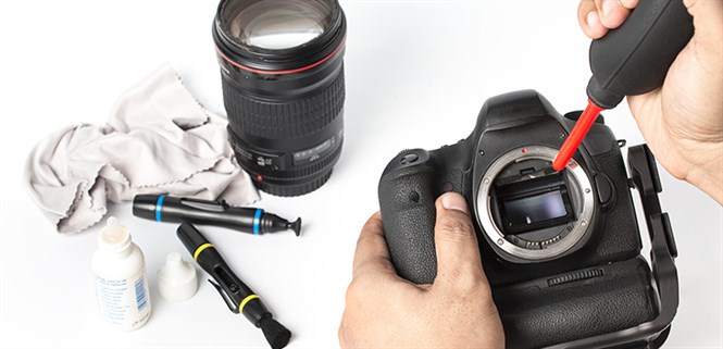 Các dụng cụ và bộ vệ sinh cần thiết - cách vệ sinh máy ảnh đúng nhất