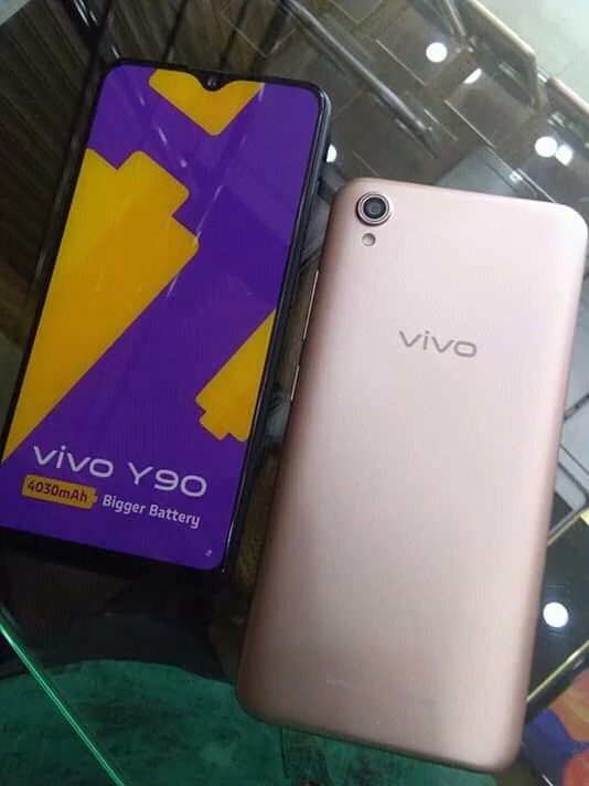 Vivo Y90 lộ ảnh thực tế trước ngày ra mắt - ảnh 2 Vivo Y90 lộ ảnh thực tế trước ngày ra mắt - ảnh 2
